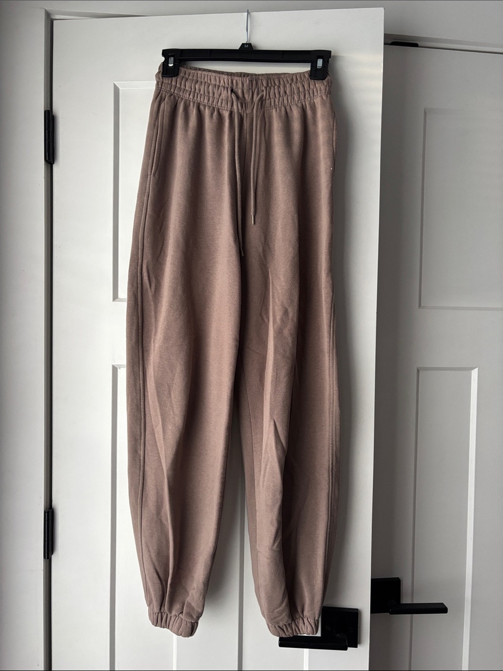 H&M Women's Drawstring Jogger Pants in Mauve